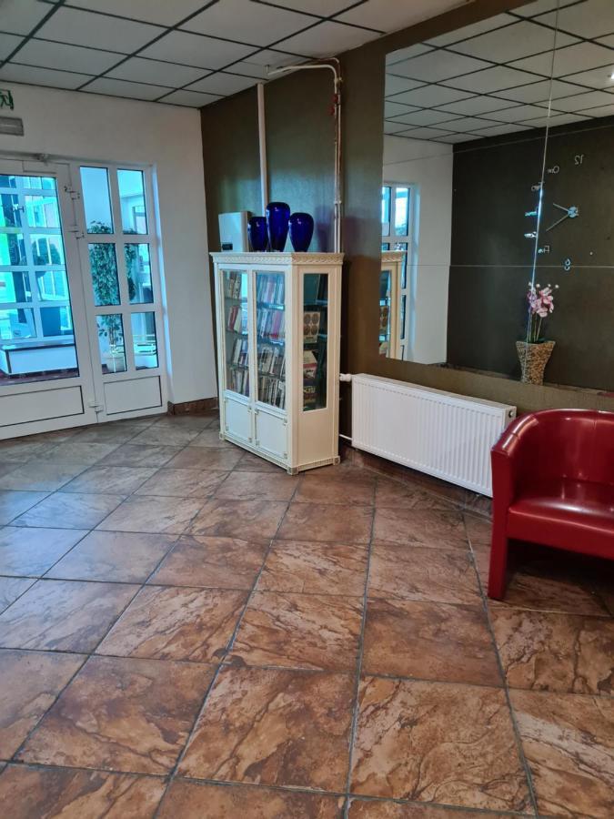 Hotel Montenegro Брунталь Екстер'єр фото