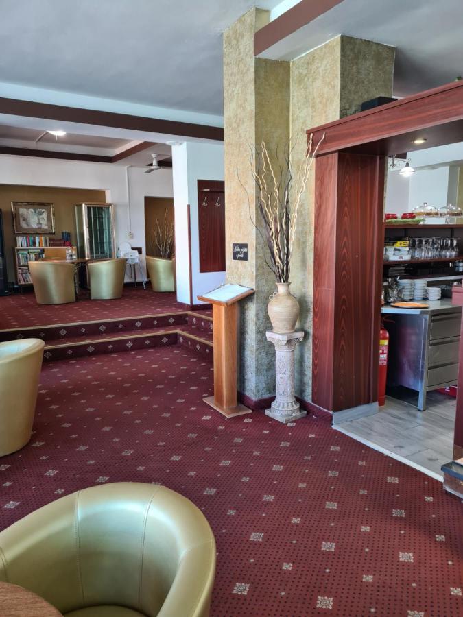 Hotel Montenegro Брунталь Екстер'єр фото